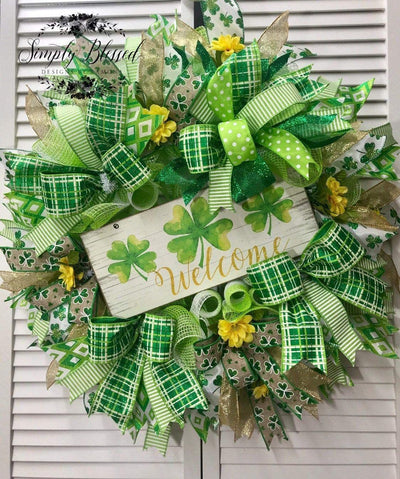 Festival Scene Wreath Decorations null