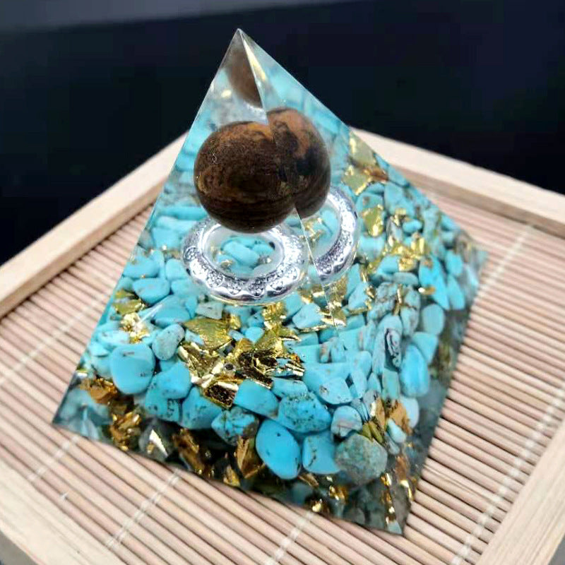 Resin Ornaments Pyramid Ornaments Home null