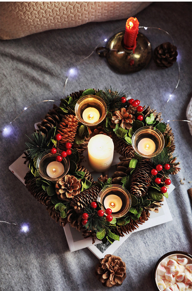 Christmas wreath candlestick decoration null