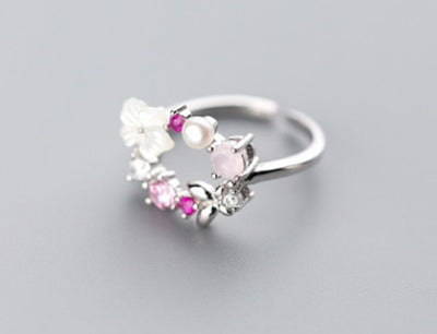 Shell wreath ring null