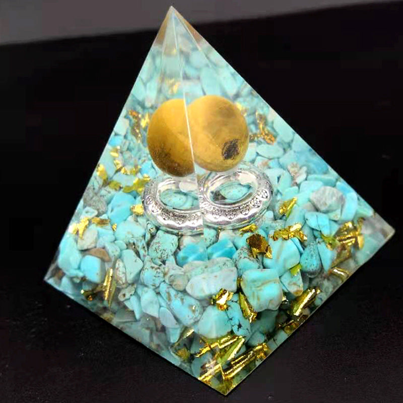 Resin Ornaments Pyramid Ornaments Home null
